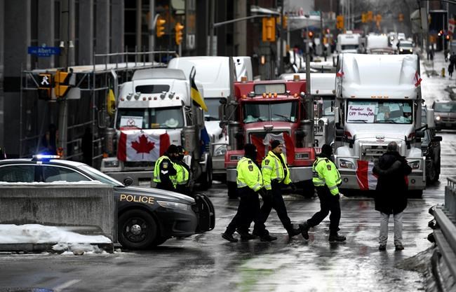 Watchdog clears Vancouver police for less-lethal rounds at 'Freedom Convoy' protest | iNFOnews.ca