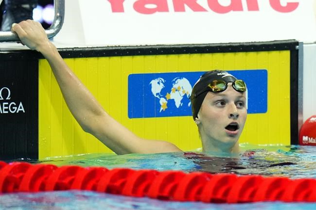 Canada's McIntosh and Masse win world swimming gold, Liendo takes bronze | iNFOnews.ca