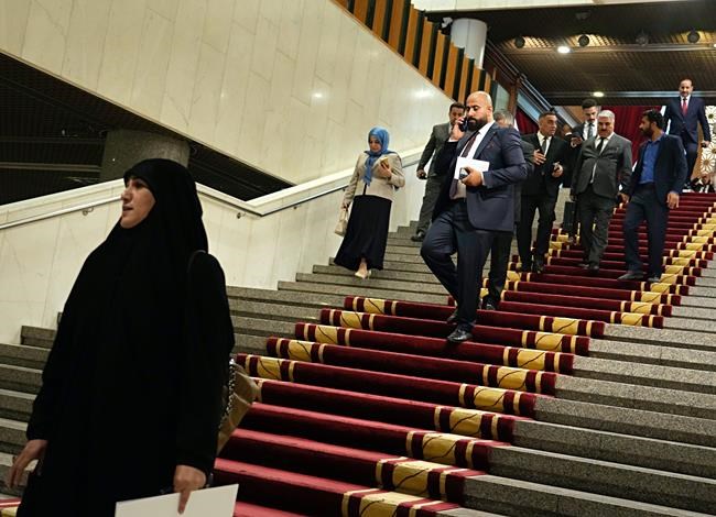 Iraq parliament swears in new members after walkout of 73 | iNFOnews.ca