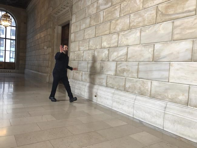 Marc Jacobs finds his Nietzsche at the NY Public Library | iNFOnews.ca