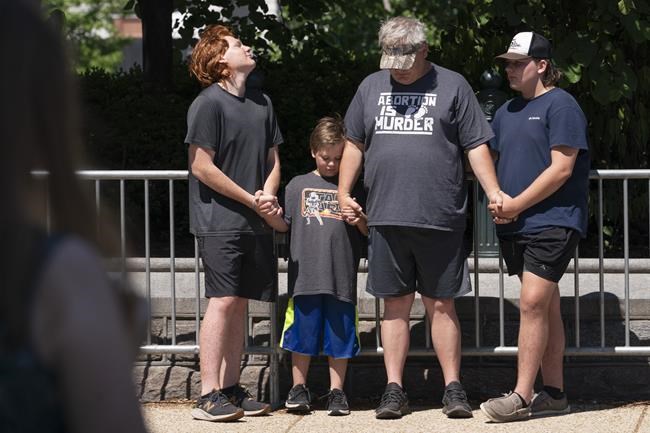 Texas clinics halt abortions after state high court ruling | iNFOnews.ca