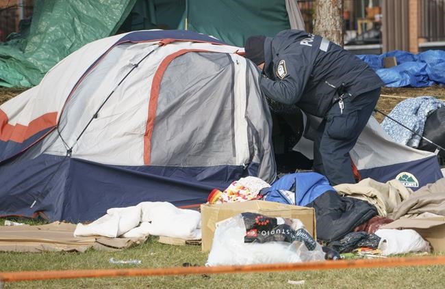 Parks Canada cancels camping event in Montreal amid criticism over unhoused people | iNFOnews.ca Parks Canada cancels camping event in Montreal amid criticism over unhoused people | iNFOnews.ca