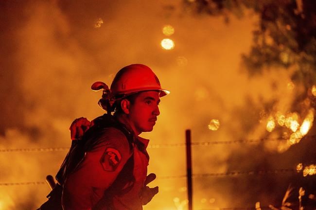 Favorable weather helps fight against California forest fire | iNFOnews.ca