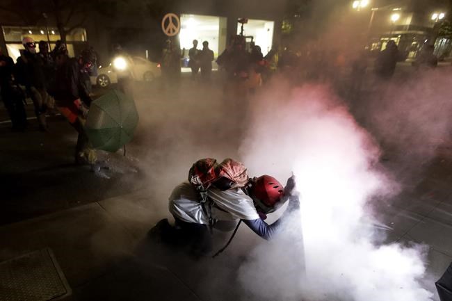 Tear gas: Senators decry lack of federal safety assessment | iNFOnews.ca