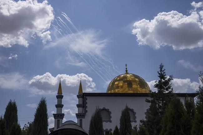 Ukraine Muslims pray for victory, end of occupation | iNFOnews.ca
