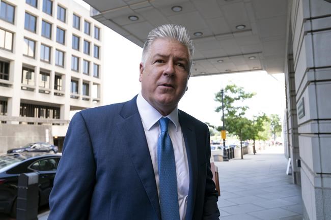 Judge won't delay trial for Trump ex-adviser Steve Bannon | iNFOnews.ca