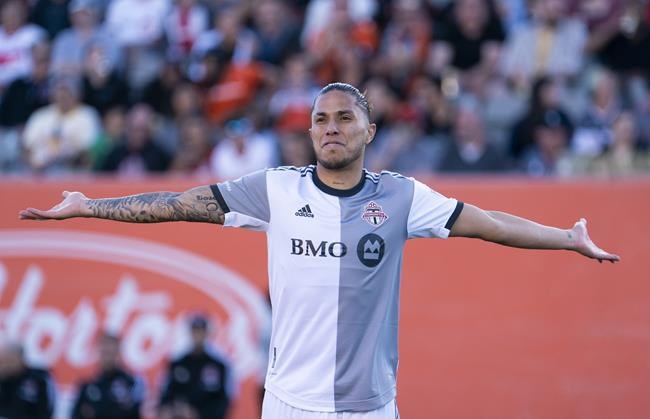 Star defender Carlos Salcedo leaves Toronto FC for Mexico by mutual agreement | iNFOnews.ca