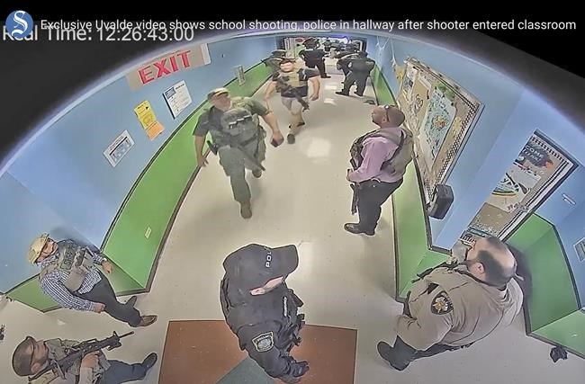TIMELINE: Texas elementary school shooting, minute by minute | iNFOnews.ca