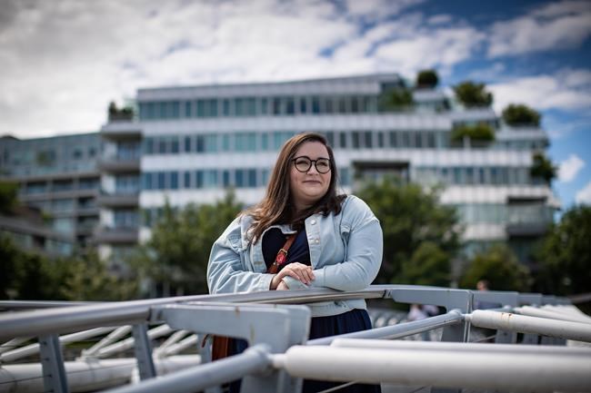 'Surviving just by the skin of my teeth': Students face high inflation for first time | iNFOnews.ca CP1536331397