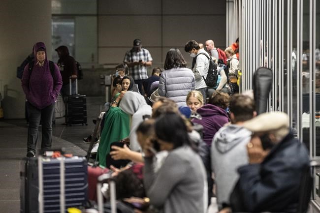 Man arrested in bomb threat that led to airport evacuation | iNFOnews.ca