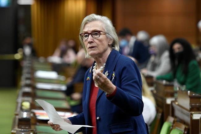 More doctors across Canada should prescribe safer drugs to reduce overdoses: minister | iNFOnews.ca More doctors across Canada should prescribe safer drugs to reduce overdoses: minister | iNFOnews.ca