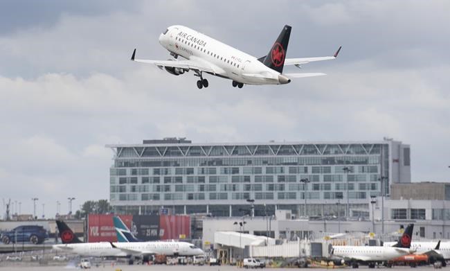 Air Canada and United Airlines sign deal to expand relationship | iNFOnews.ca CP1541614400