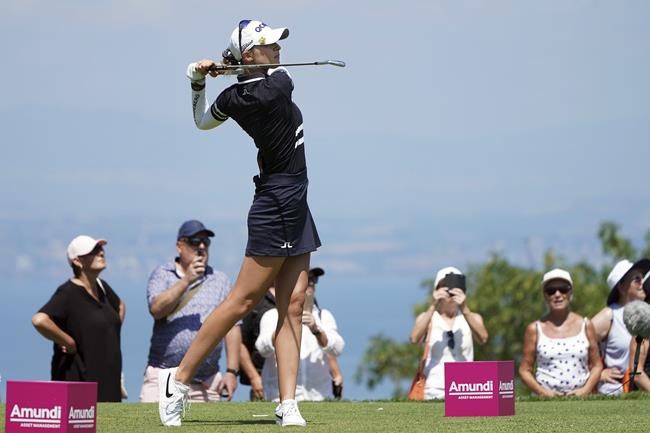 Henderson wins Evian for 2nd major title after wild finale | iNFOnews.ca Henderson wins Evian for 2nd major title after wild finale | iNFOnews.ca