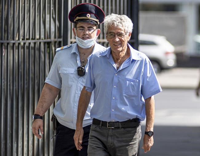 Russian opposition figure detained after returning to Moscow | iNFOnews.ca