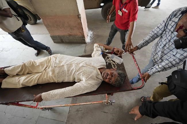 28 people dead, 60 sick in India from drinking spiked liquor | iNFOnews.ca