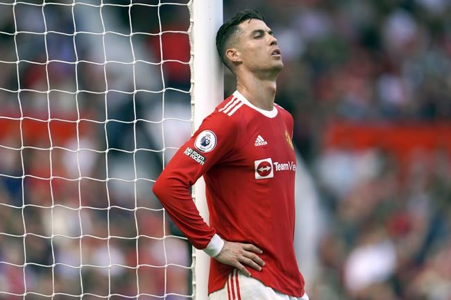 Ronaldo arrives at Man United's training base, set for talks | iNFOnews.ca Ronaldo arrives at Man United's training base, set for talks | iNFOnews.ca
