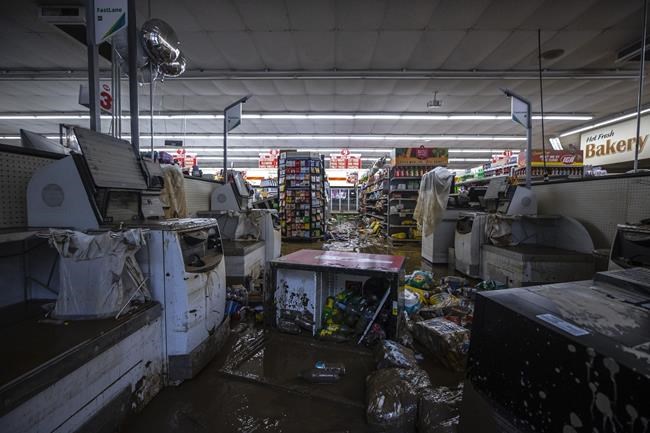 After the rain, heat descends on flooded Kentucky towns | iNFOnews.ca