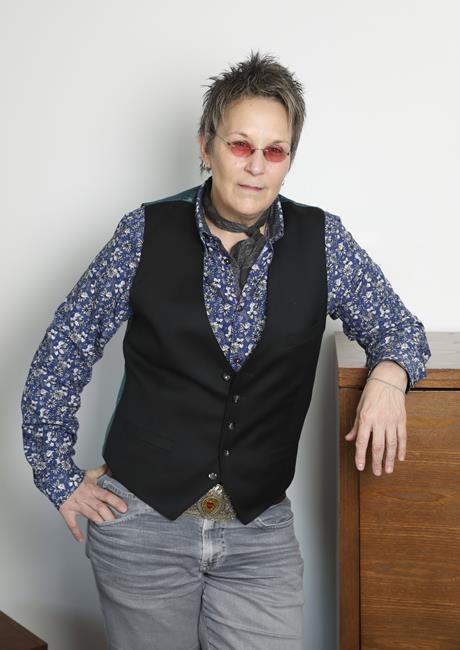 Mary Gauthier uses songwriting to help people through trauma | iNFOnews.ca