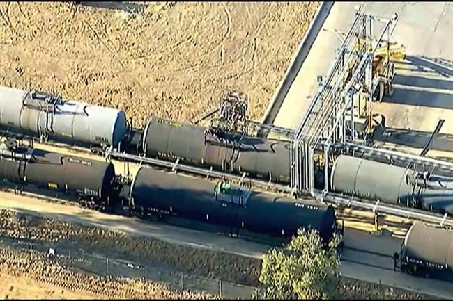 Boiling chemical on rail car forces evacuation in California | iNFOnews.ca