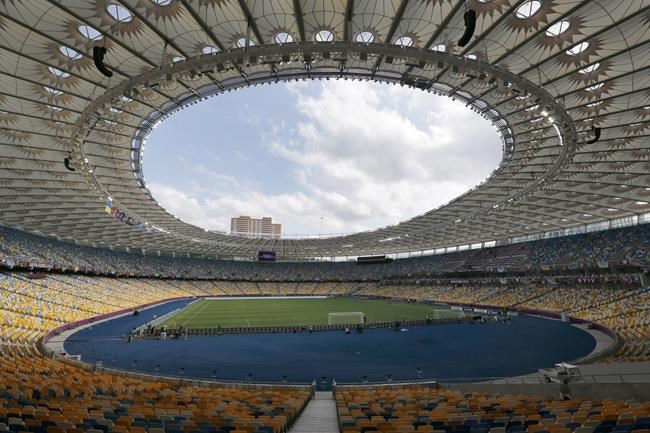 Symbolism, empty seats: soccer returns to Ukraine amid war | iNFOnews.ca Symbolism, empty seats: soccer returns to Ukraine amid war | iNFOnews.ca