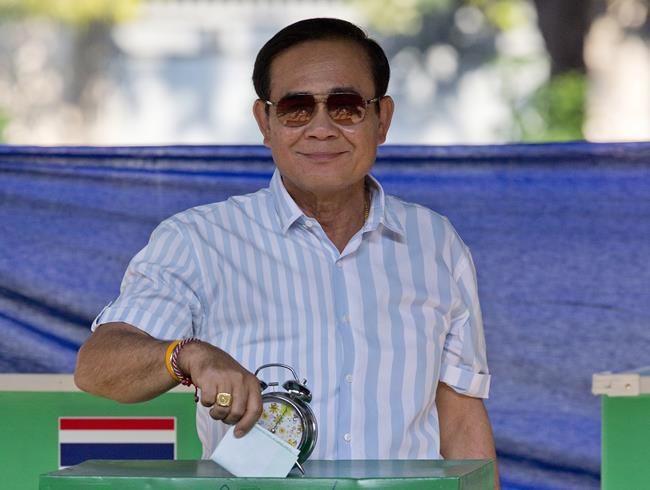 Thai PM suspended while court mulls if he defied term limits | iNFOnews.ca