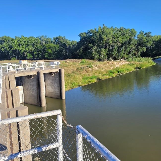 Nebraska authorities baffled by missing canal water mystery | iNFOnews.ca CP593762692