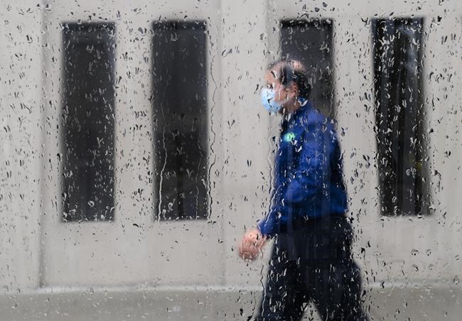 Racialized people had higher mortality rates from COVID-19: Statistics Canada | iNFOnews.ca