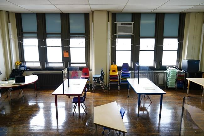 Reading, math scores fell sharply during pandemic, data show | iNFOnews.ca CP2033788079