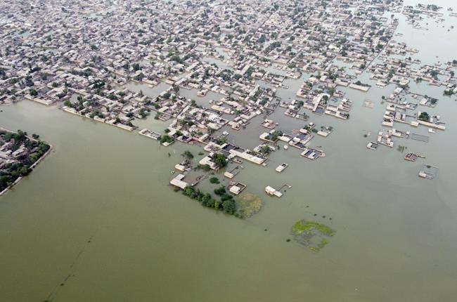 Waterborne diseases spread among flood victims in Pakistan | iNFOnews.ca