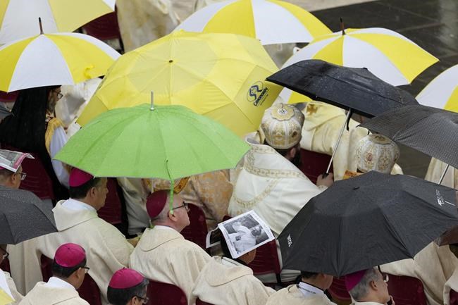 John Paul I, briefly serving, 'smiling" pope, is beatified | iNFOnews.ca John Paul I, briefly serving, 'smiling" pope, is beatified | iNFOnews.ca