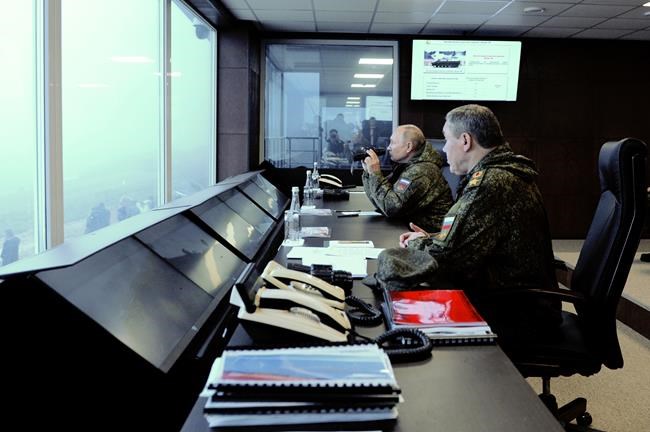 Putin attends joint military drills with China, others | iNFOnews.ca