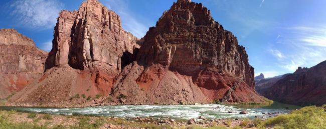 1 dead after motorboat flips at Grand Canyon National Park | iNFOnews.ca 1 dead after motorboat flips at Grand Canyon National Park | iNFOnews.ca