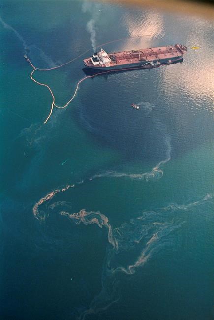 Exxon Valdez Capt. Joseph Hazelwood dies at 75 | iNFOnews.ca