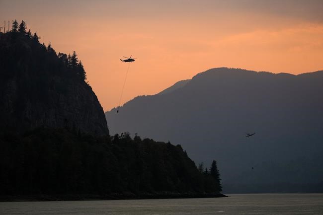 Wildfire smoke from B.C. and U.S. spreads east as several blazes still uncontained | iNFOnews.ca