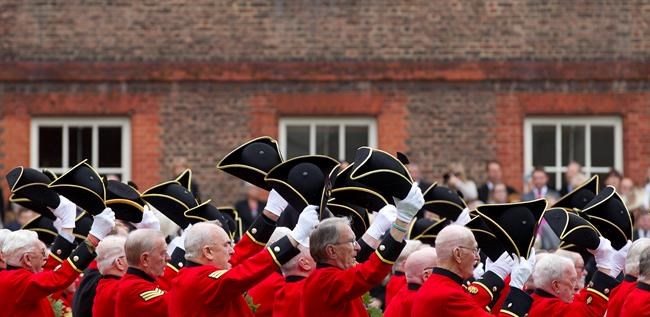 Queen's death is reminder of disappearing WWII generation | iNFOnews.ca Queen's death is reminder of disappearing WWII generation | iNFOnews.ca