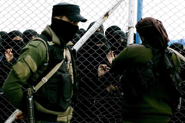 US-backed Syrian forces free women in 3-week raid of IS camp | iNFOnews.ca