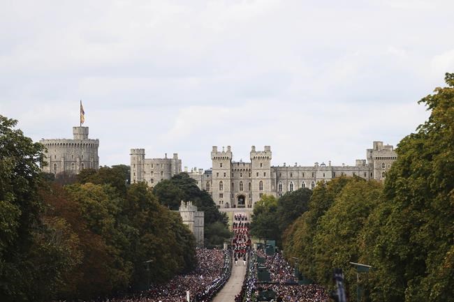 Queen put to rest with Philip, her parents in Windsor chapel | iNFOnews.ca
