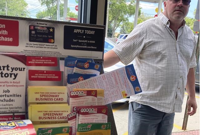 2 claim Mega Millions prize; 3rd-largest US lottery jackpot | iNFOnews.ca