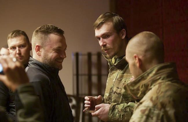 Steel plant defenders, Putin ally exchanged in prisoner swap | iNFOnews.ca Steel plant defenders, Putin ally exchanged in prisoner swap | iNFOnews.ca