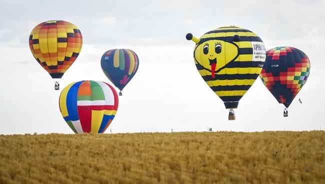 'Kind of like carnies': International balloon festival returns to High River, Alta. | iNFOnews.ca
