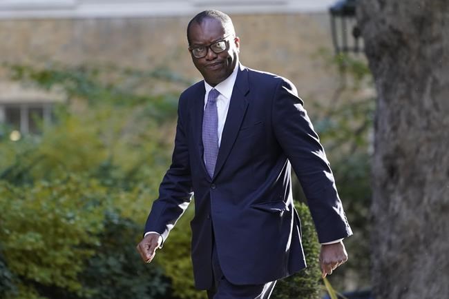 UK slashes personal, corporate taxes in bid to spur growth | iNFOnews.ca