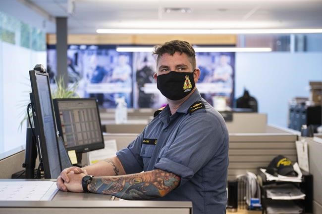 Military sounding alarm over recruiting problems as Canadians steer clear | iNFOnews.ca
