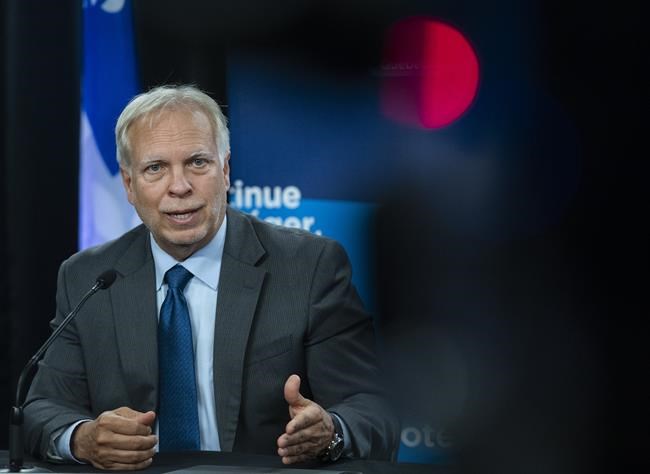 Quebec election: Minister could remain in cabinet despite comments about immigrants | iNFOnews.ca