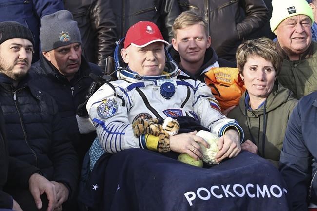 Russian cosmonaut runs over colleague after space return | iNFOnews.ca