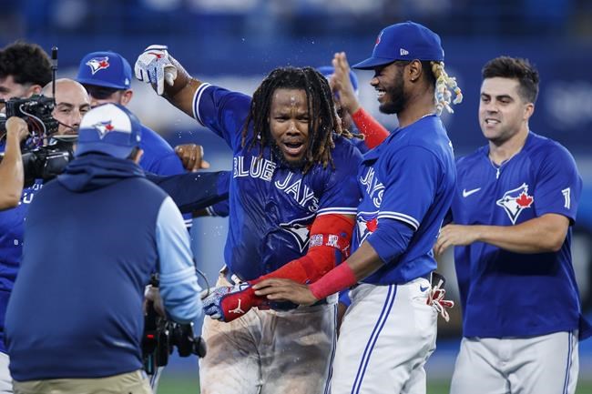 Toronto Blue Jays clinch post-season berth with Orioles' loss to Red Sox | iNFOnews.ca Toronto Blue Jays clinch post-season berth with Orioles' loss to Red Sox | iNFOnews.ca