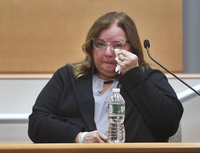 Father: Jones Sandy Hook lies forced move from Connecticut | iNFOnews.ca