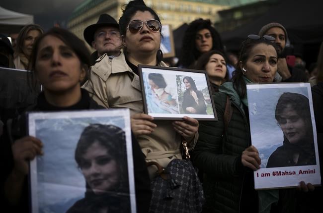 Bipartisan group of senators condemns Iran over Amini death | iNFOnews.ca Bipartisan group of senators condemns Iran over Amini death | iNFOnews.ca