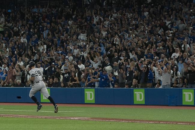 Frankie Lasagna back in the kitchen at Italian restaurant after viral baseball moment | iNFOnews.ca