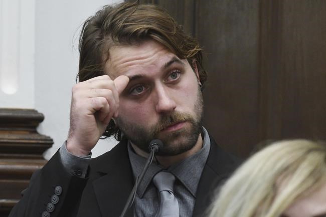 Man who survived Rittenhouse shooting seeks name change | iNFOnews.ca CP1541665458