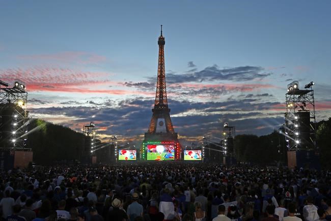 Paris joins big screen boycott of World Cup games from Qatar | iNFOnews.ca Paris joins big screen boycott of World Cup games from Qatar | iNFOnews.ca